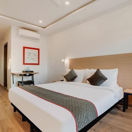 Townhouse Ss Aero Prime Hotel Shamshabad Buitenkant foto
