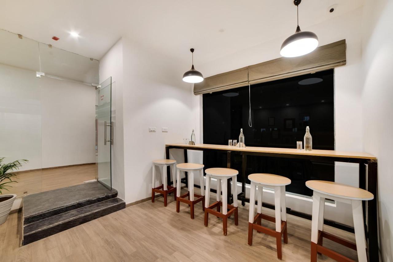 Townhouse Ss Aero Prime Hotel Shamshabad Buitenkant foto