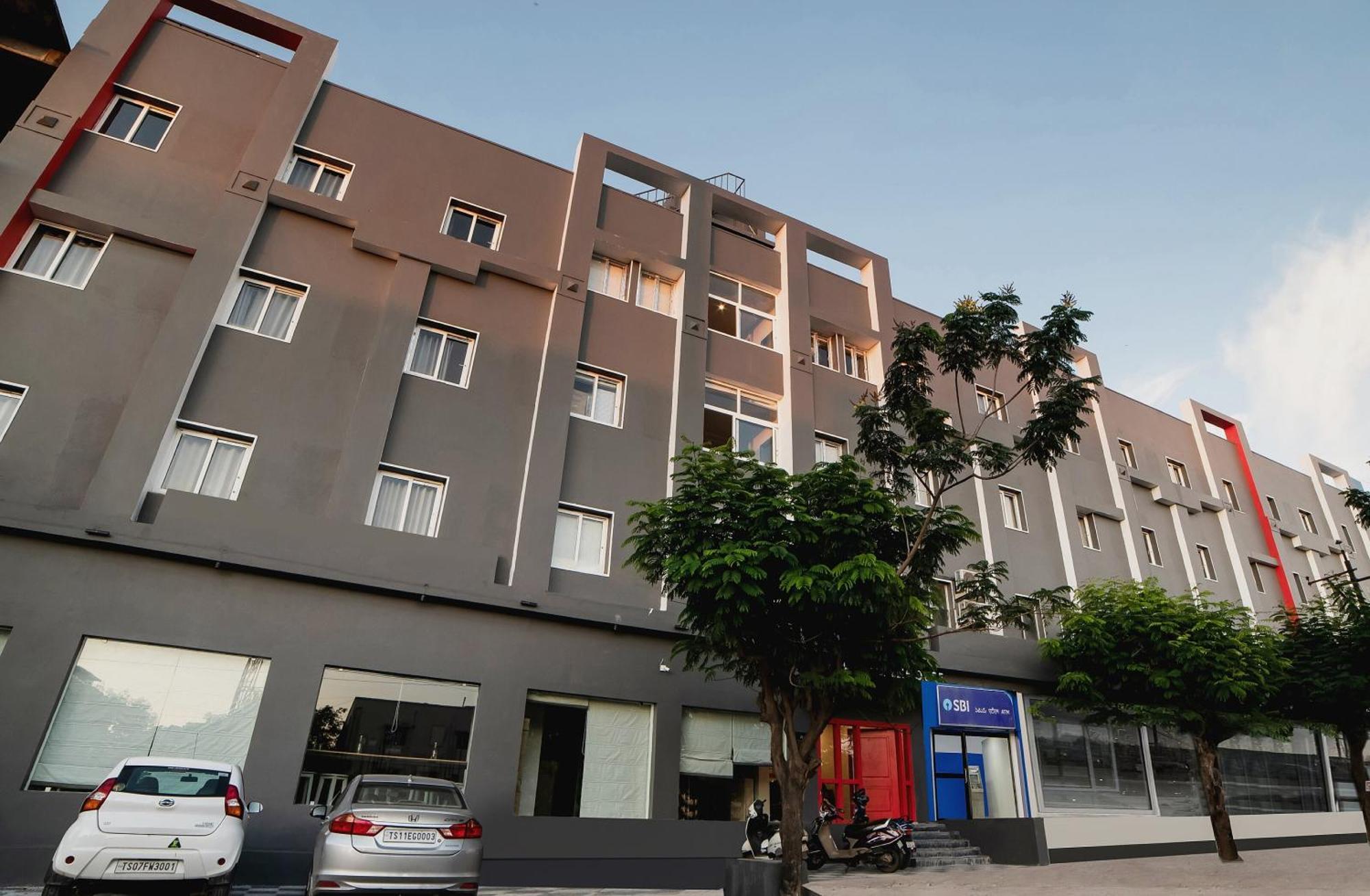 Townhouse Ss Aero Prime Hotel Shamshabad Buitenkant foto